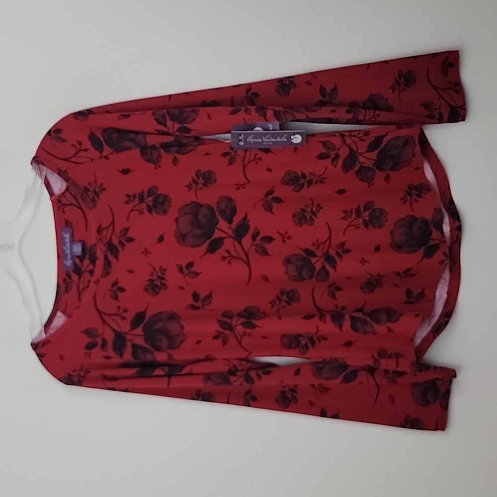 NWT Gloria Vanderbilt Red & Black Floral Pullover Long Sleeve Top M